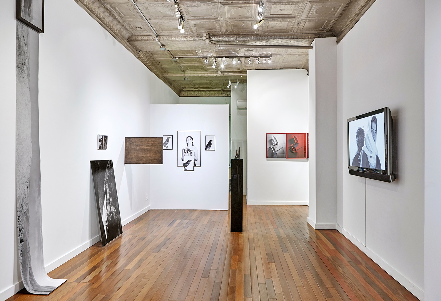 61_effects-of-displacement-install-1.jpg